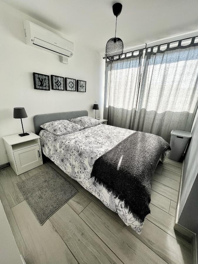 Les Appartements Du Carnot - Terrasses Et Jardins 拉罗歇尔 外观 照片