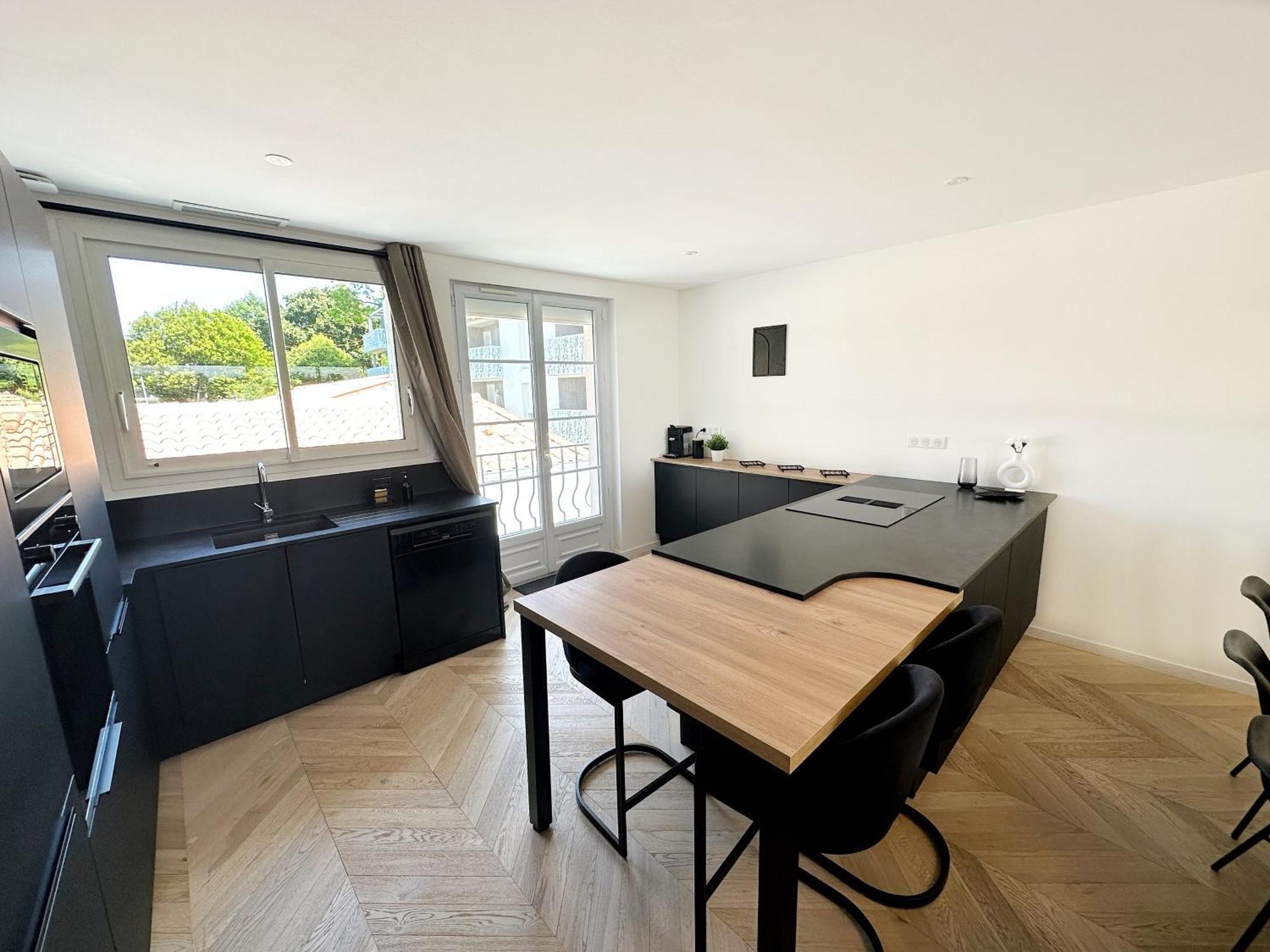 Les Appartements Du Carnot - Terrasses Et Jardins 拉罗歇尔 外观 照片