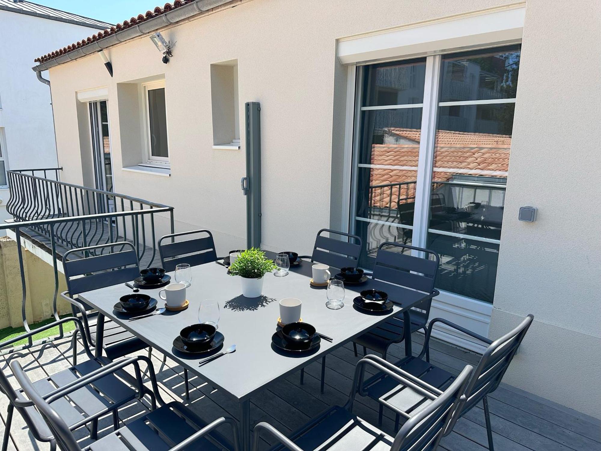 Les Appartements Du Carnot - Terrasses Et Jardins 拉罗歇尔 外观 照片