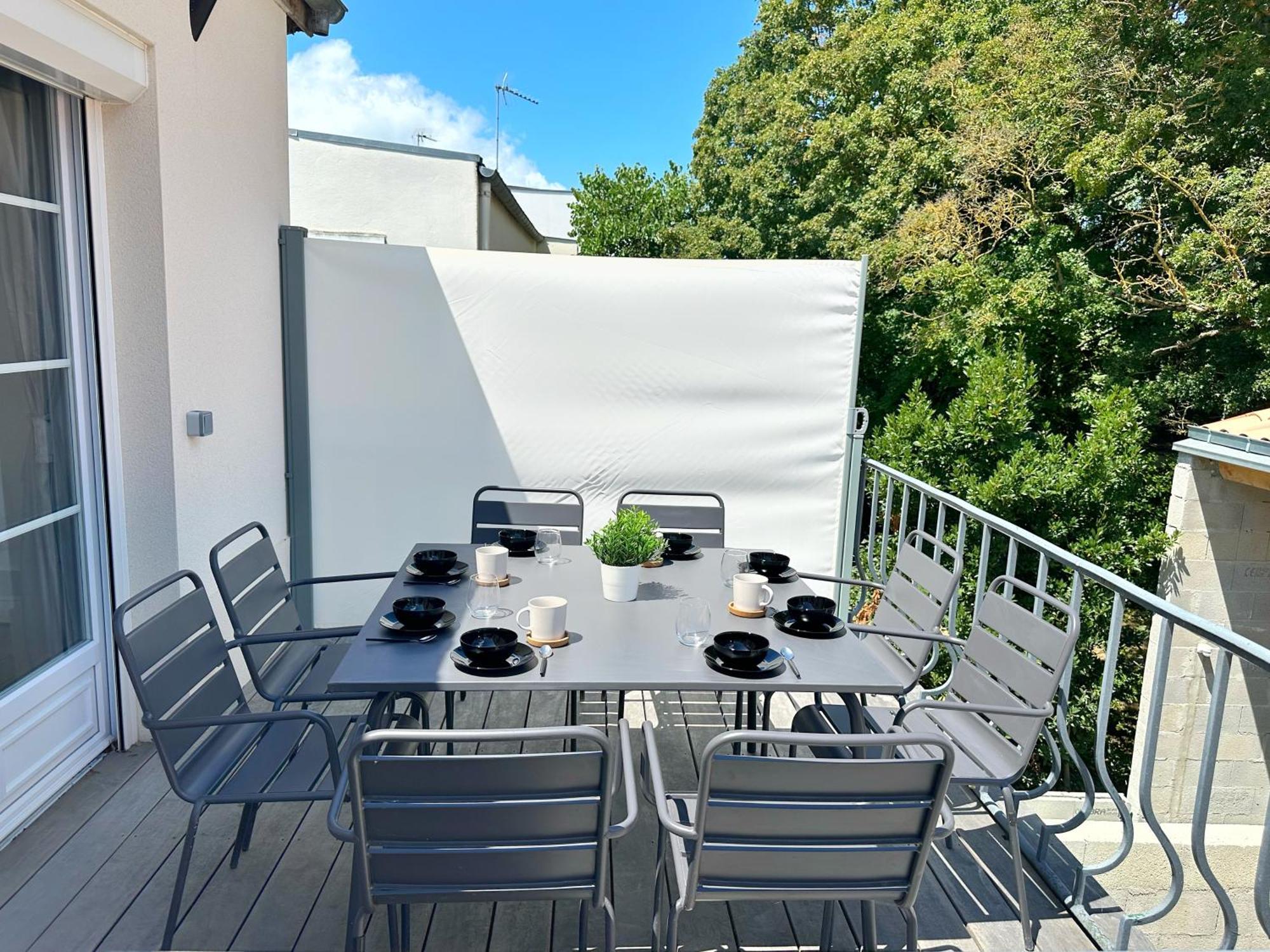 Les Appartements Du Carnot - Terrasses Et Jardins 拉罗歇尔 外观 照片